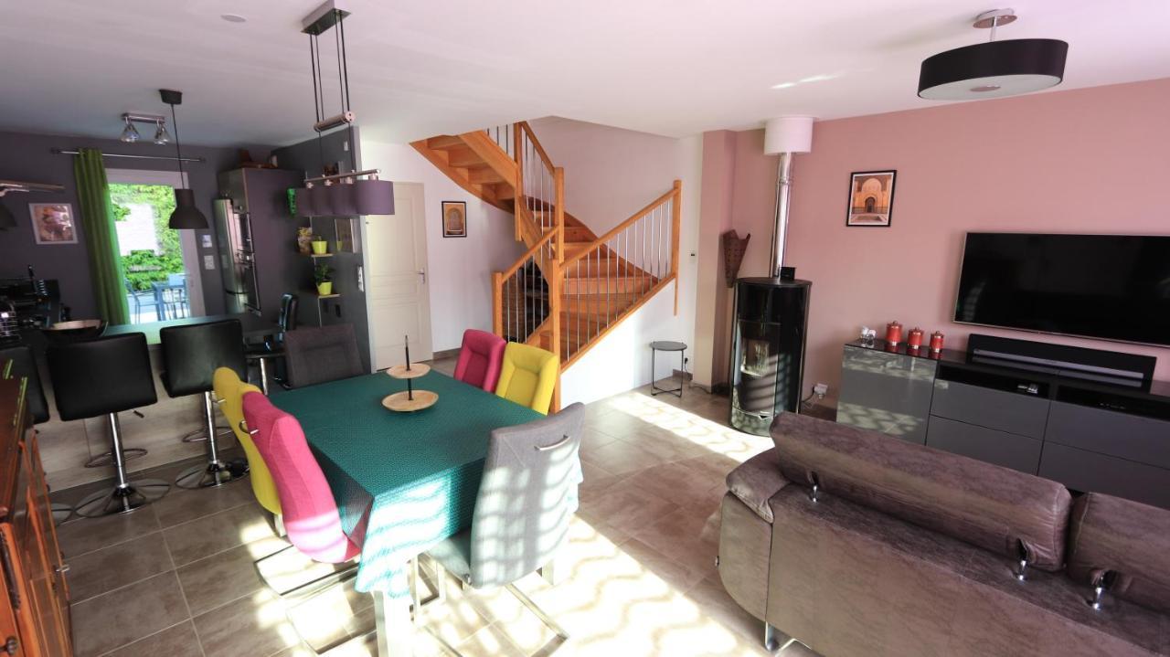 Au 8 De La Garance Villa LʼIsle-sur-la-Sorgue Esterno foto
